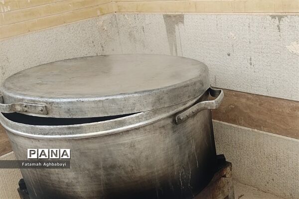 برگزاری جشن در دبیرستان مرضیه به‌مناسبت ولادت حضرت زینب