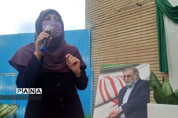 مراسم روز پرستار و بزرگداشت شهادت شهید فخری‌زاده در دبستان سما ۲ رودهن