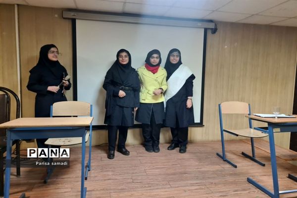 جشن ولادت حضرت زینب و روز پرستار در دبیرستان فرهنگ دختران منطقه ۱۳