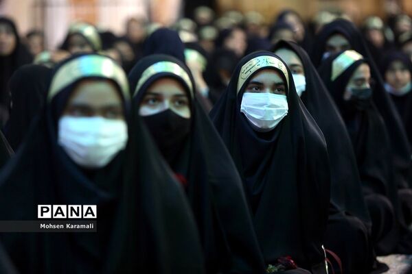 همایش دختران زینبی در حرم حضرت معصومه(س)-1