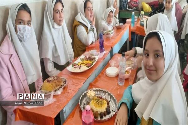 جشنواره غذای سالم درآموزشگاه الله‌اکبر اسلامشهر