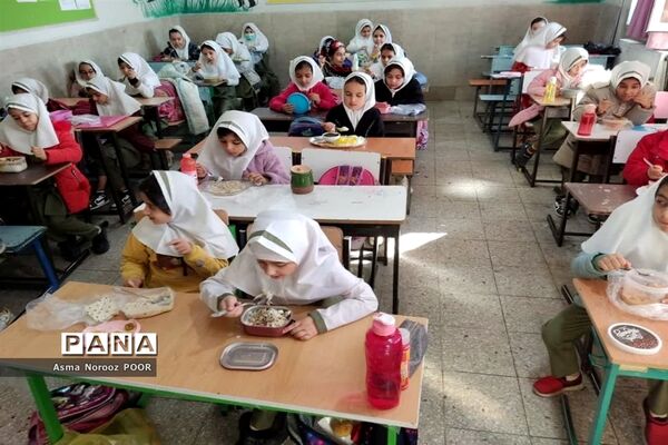 جشنواره غذای سالم درآموزشگاه الله‌اکبر اسلامشهر