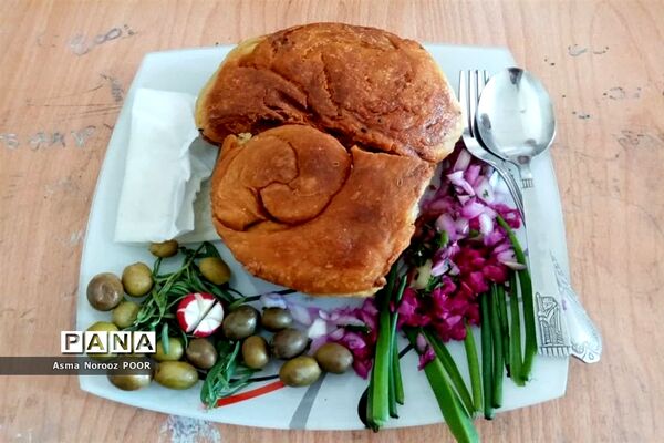 جشنواره غذای سالم درآموزشگاه الله‌اکبر اسلامشهر