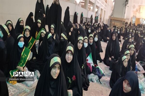 همایش دختران زینبی در حرم حضرت معصومه(س)