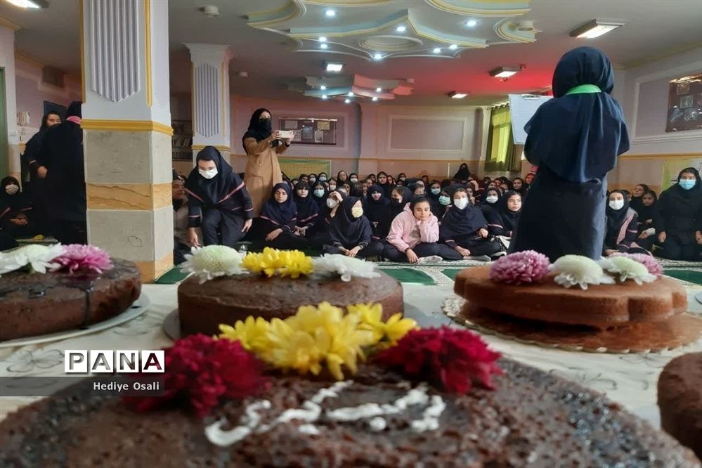 جشن میلاد حضرت زینب(س) و گرامیداشت روز پرستار در آموزشگاه شهید اورکی اسلامشهر