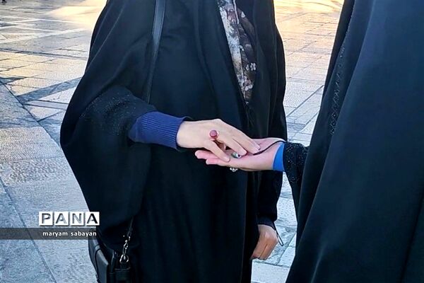 اجرای طرح حریر حیا در حرم سید علاءالدین شیراز