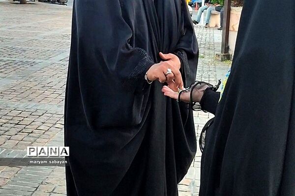 اجرای طرح حریر حیا در حرم سید علاءالدین شیراز