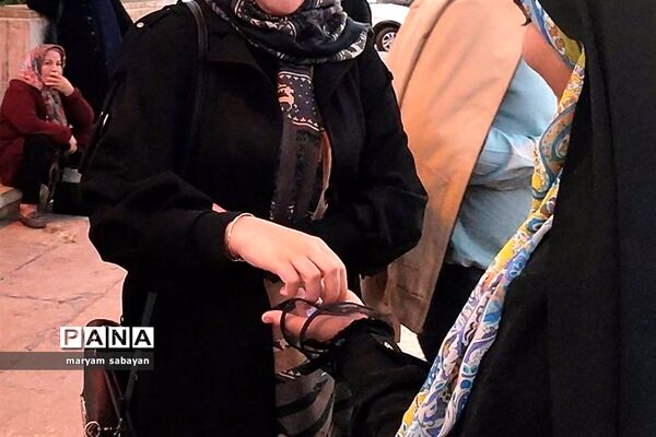 اجرای طرح حریر حیا در حرم سید علاءالدین شیراز