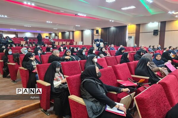 برگزاری جلسه توجیهی معاونان پرورشی منطقه ۱۳
