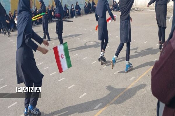برگزاری المپیاد ورزشی درون مدرسه‌ای در دبیرستان وطن شهرستان طرقبه شاندیز