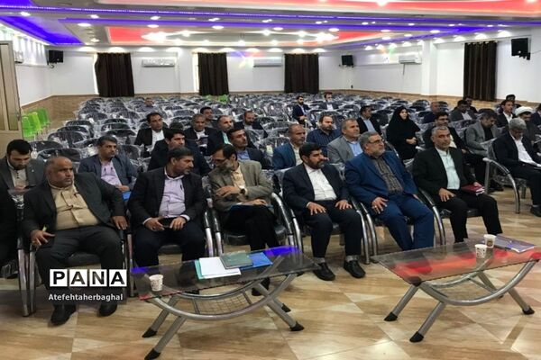 نشست سالانه معاونان پرورشی و تربیت‌بدنی مناطق و نواحی خوزستان در اردوگاه شهید رجایی دزفول