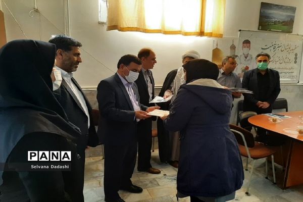 تجلیل امام جمعه خرمدره از پرستاران