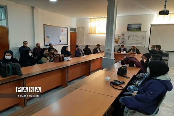 تجلیل امام جمعه خرمدره از پرستاران