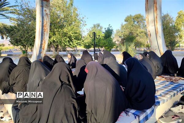 برگزاری دعای ندبه در جوار شهدای گمنام فورگ