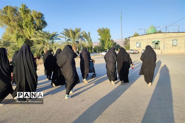 برگزاری دعای ندبه در جوار شهدای گمنام فورگ