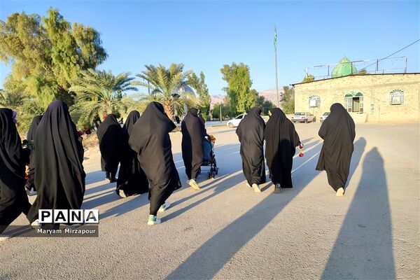 برگزاری دعای ندبه در جوار شهدای گمنام فورگ