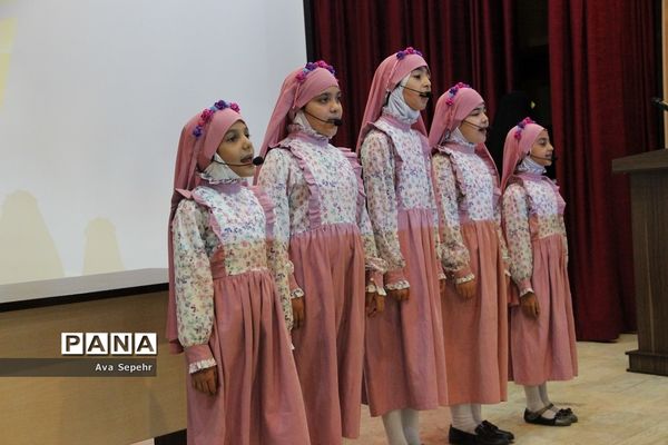 نمایشگاه گروهی طراحی و نقاشی کودکان و نوجوانان موسسه فرهنگی، هنری کوثر اسلامشهر