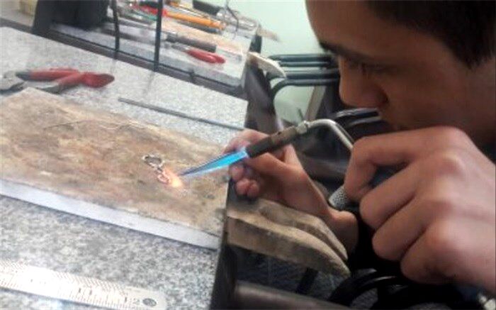 فارغ‌التحصیلان از هنر‌ستان‌های طلا و جواهر بلافاصله جذب بازار کار می‌شوند