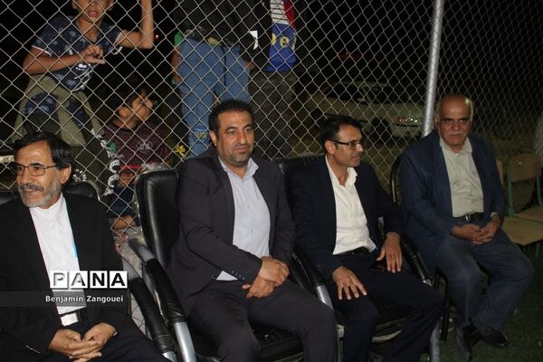 مسابقات مینی فوتبال جام پرچم روستاهای بخش چغادک شهرستان بوشهر