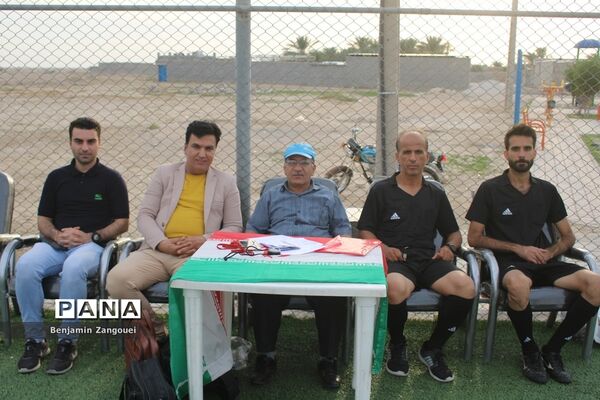 مسابقات مینی فوتبال جام پرچم روستاهای بخش چغادک شهرستان بوشهر