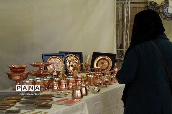 نمایشگاه هنرهای سنتی و صنایع‌دستی بسیج