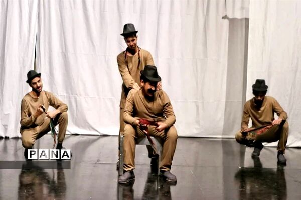 نمایش «پهلوان قلیچ حائز رتبه‌های برتر در جشنواره تئاتر استان تهران