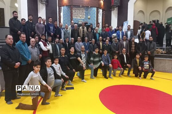 جشن میلاد حضرت زینب (س)‌ و تقدیر از پرستاران و مدافعان سلامت میانه