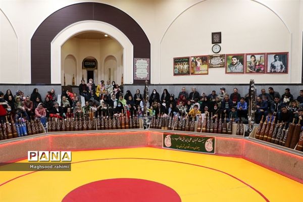 جشن میلاد حضرت زینب (س)‌ و تقدیر از پرستاران و مدافعان سلامت میانه