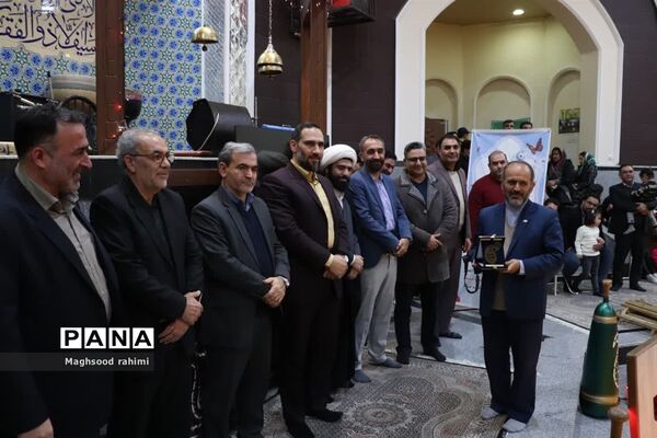 جشن میلاد حضرت زینب (س)‌ و تقدیر از پرستاران و مدافعان سلامت میانه