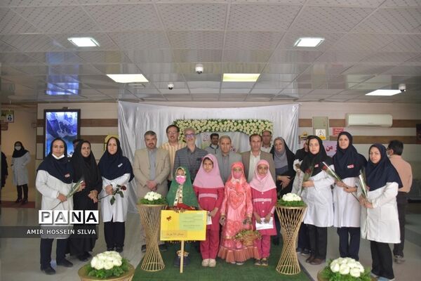 حضور فرهنگیان جهرم در مراکز درمانی و تقدیر از تلاش پرستاران