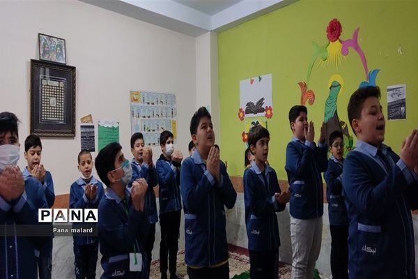 اجرای طرح روان‌خوانی قرآن و محراب در دبستان نیکان ملارد