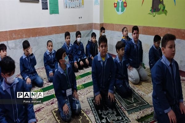 اجرای طرح روان‌خوانی قرآن و محراب در دبستان نیکان ملارد