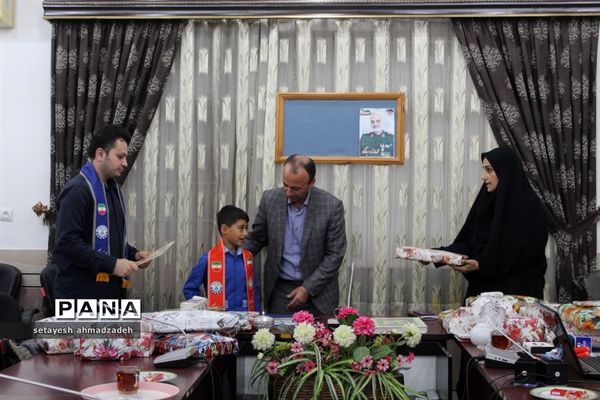 مراسم تقدیر از برگزیدگان جشنواره‌ها و پویش‌های سازمان دانش‌آموزی در گلوگاه