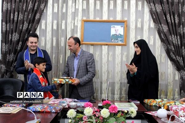 مراسم تقدیر از برگزیدگان جشنواره‌ها و پویش‌های سازمان دانش‌آموزی در گلوگاه