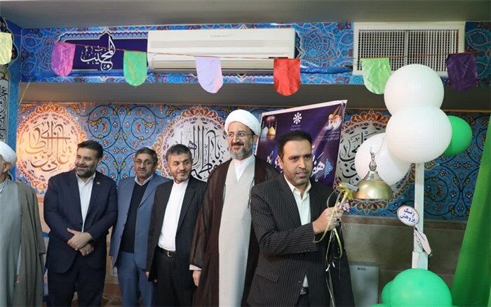 نواخته شدن زنگ هفته پژوهش در دبیرستان آیت الله مشکینی قم