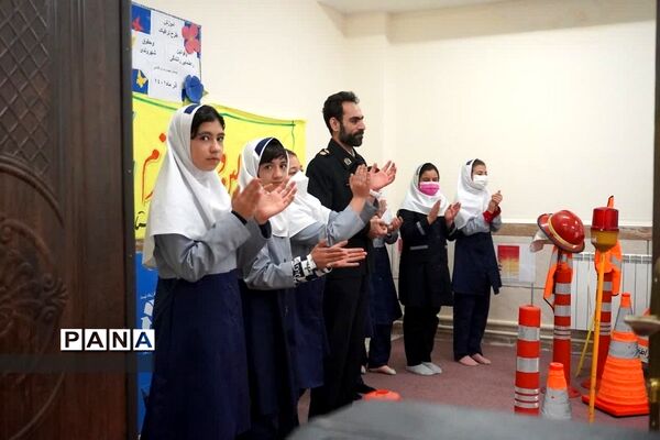 طرح آگاه‌سازی مدارس در محورهای حقوق شهروندی  و آموزش فرهنگ ترافیک در زنجان