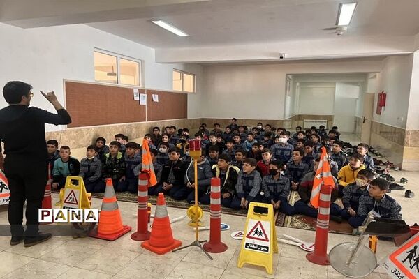 طرح آگاه‌سازی مدارس در محورهای حقوق شهروندی  و آموزش فرهنگ ترافیک در زنجان