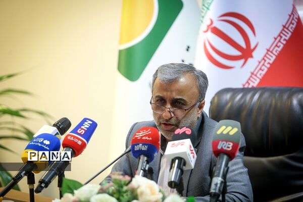 نشست خبری مدیرعامل مؤسسه صندوق ذخیره فرهنگیان