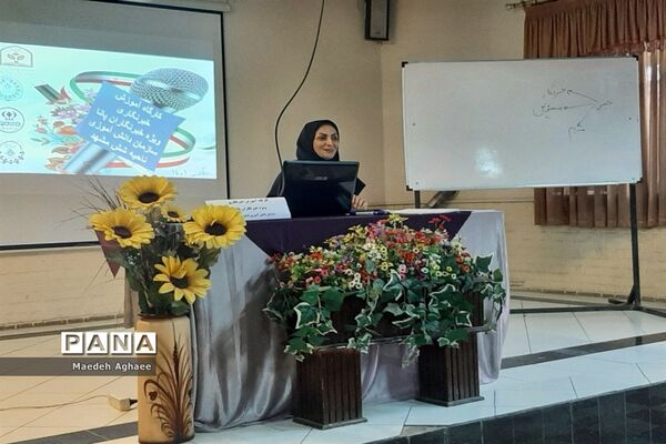 کارگاه آموزشی خبرنگاری  ویژه دانش‌آموزان دختر ناحیه 6 مشهد