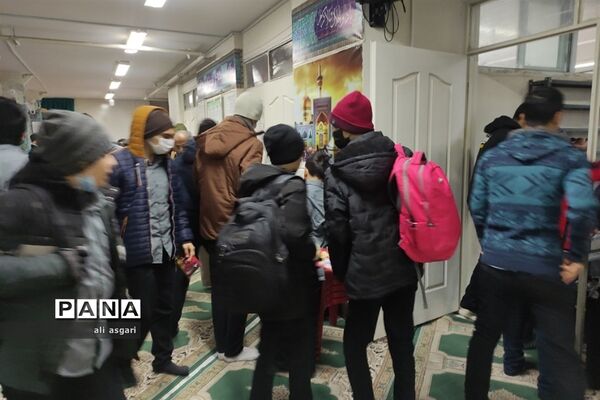 برگزاری زیارت عاشورا در مرکز استعدادهای درخشان دارالفنون شهریار