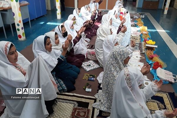 برگزاری و آموزش نماز جماعت در مدارس ابتدایی رودهن