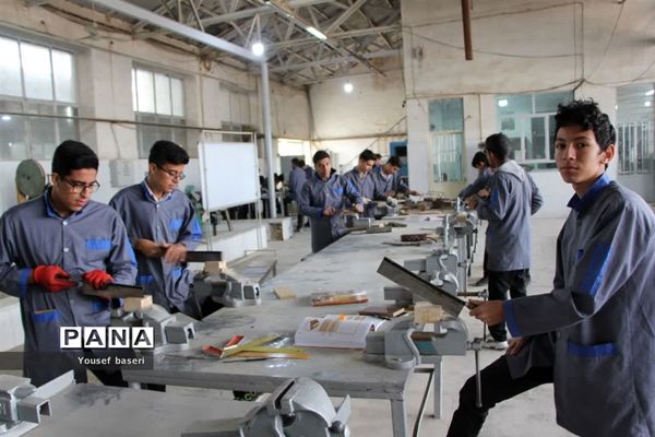 برگزاری طرح «دوشنبه‌های نماز» در هنرستان شهید رجایی ناحیه یک یزد