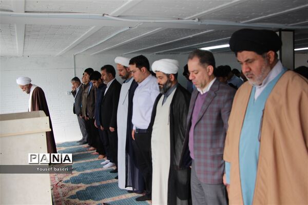 برگزاری طرح «دوشنبه‌های نماز» در هنرستان شهید رجایی ناحیه یک یزد