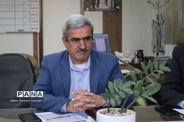 نشست هم‌اندیشی سفرهای تربیتی راهیان پیشرفت