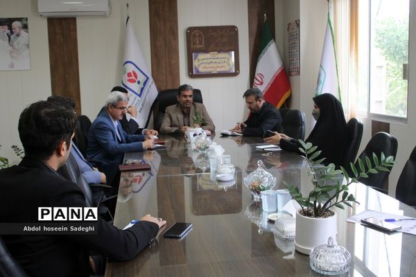 نشست هم‌اندیشی سفرهای تربیتی راهیان پیشرفت