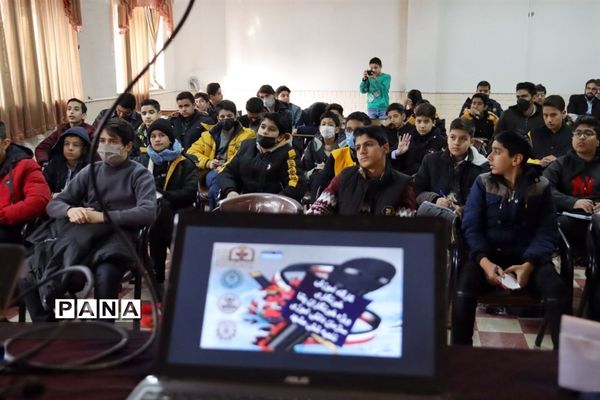 اولین کارگاه آموزش خبرنگاری پانا سازمان دانش‌آموزی ناحیه۶