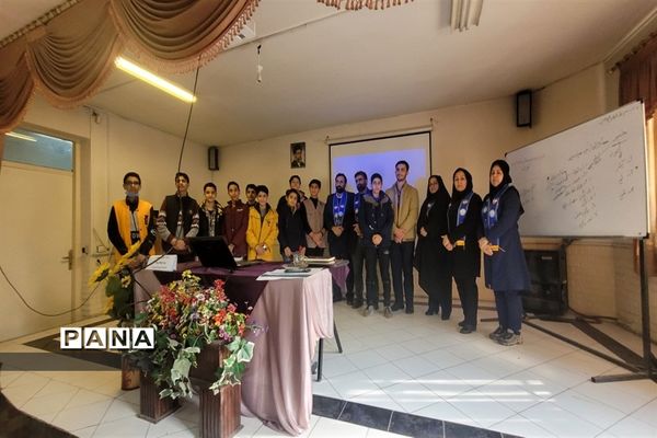 اولین کارگاه آموزش خبرنگاری پانا سازمان دانش‌آموزی ناحیه۶