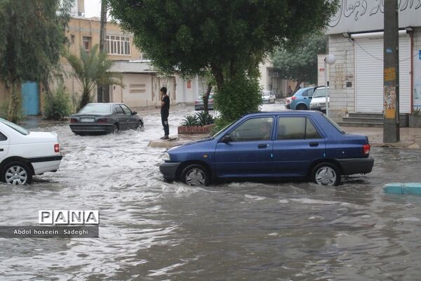 بارش باران و آبگرفتگی معابر در بوشهر