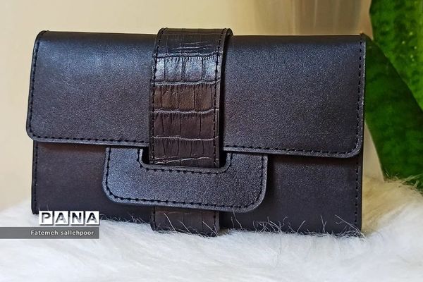 برگزاری آموزش چرم دوزی رایگان در شهرستان قرچک