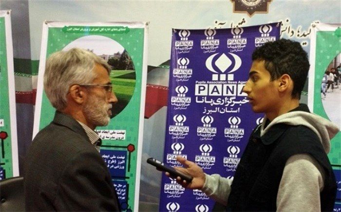 باید از تمام کارهای علمی و پژوهشی مدارس حمایت کنیم